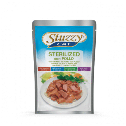 Hrana umeda pentru pisici Stuzzy Sterilised cu pui 100 g