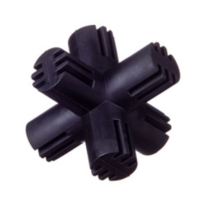 Jucarie BK Cruce Cauciuc Neagra 12.5 cm